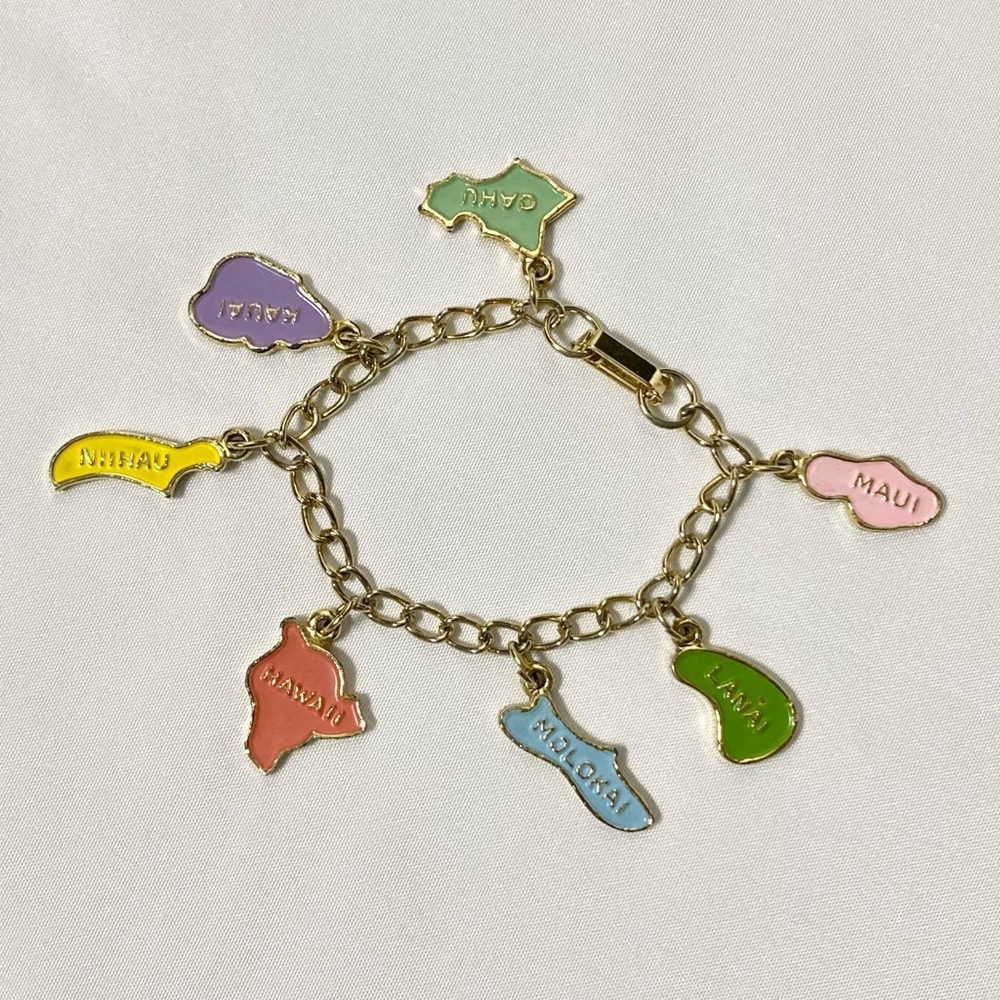 Vintage Islands Of Hawaii Little Girls Charm Bracelet